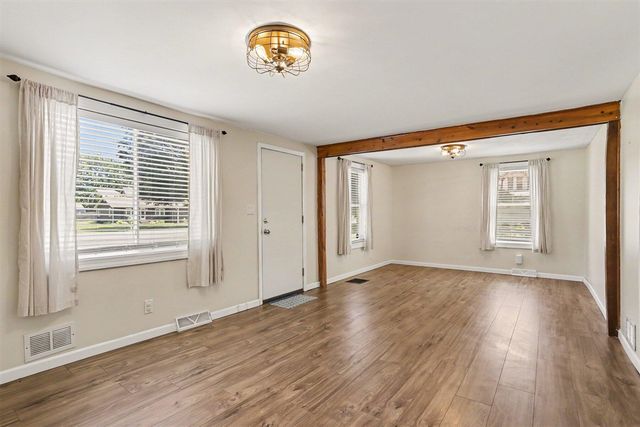 315 N Cedar Street, Schoolcraft, MI 49087