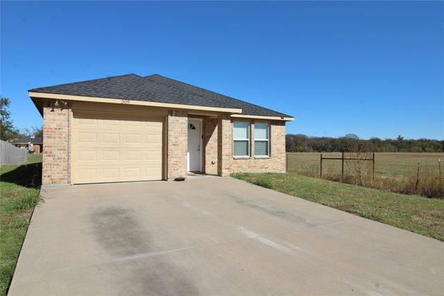 309 E 2nd Street, Maypearl, TX 76064