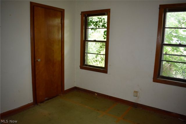 106 S Beverly Avenue, Youngstown, OH 44515
