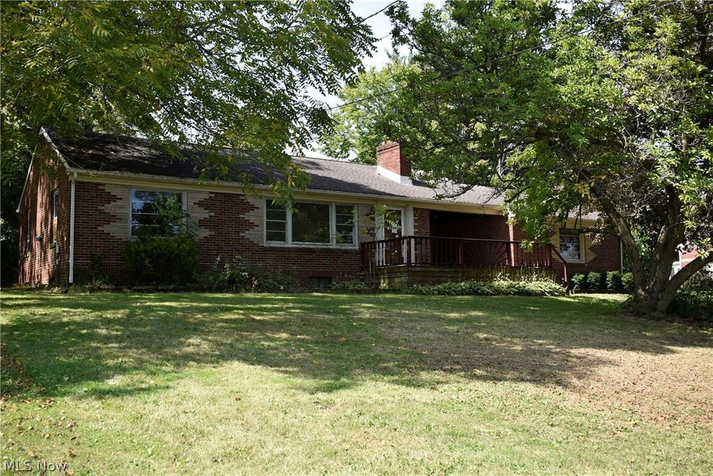106 S Beverly Avenue, Youngstown, OH 44515