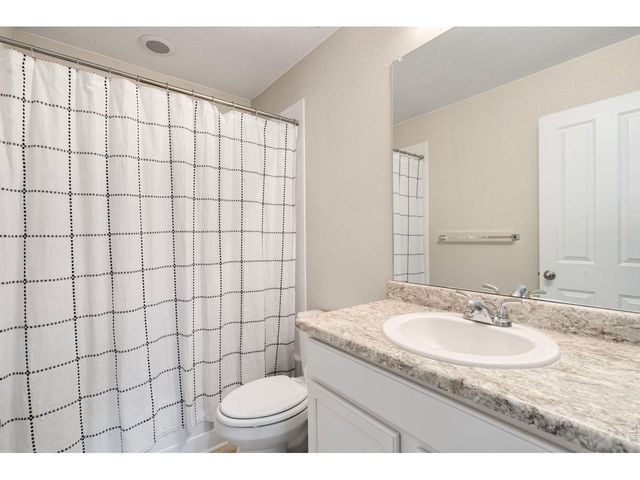 398 Chipman Dr, Windsor, CO 80550