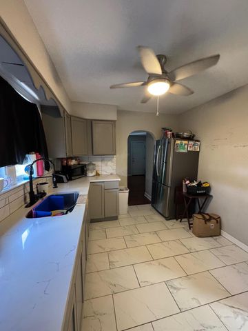 2208 Taney Place, Gary, IN 46404