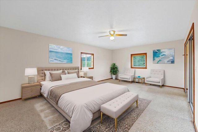 18109 N Harvard Ln, Newman Lake, WA 99025