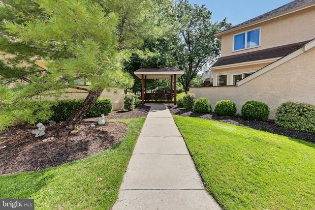 1409 CHANTICLEER DR, Cherry Hill, NJ 08003