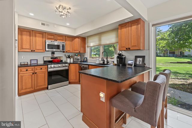 1409 CHANTICLEER DR, Cherry Hill, NJ 08003