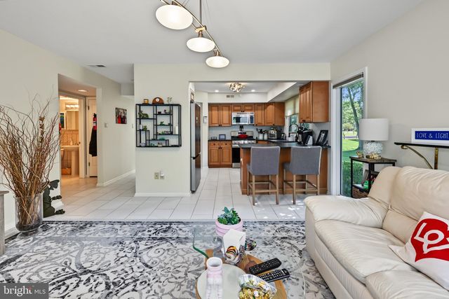 1409 CHANTICLEER DR, Cherry Hill, NJ 08003