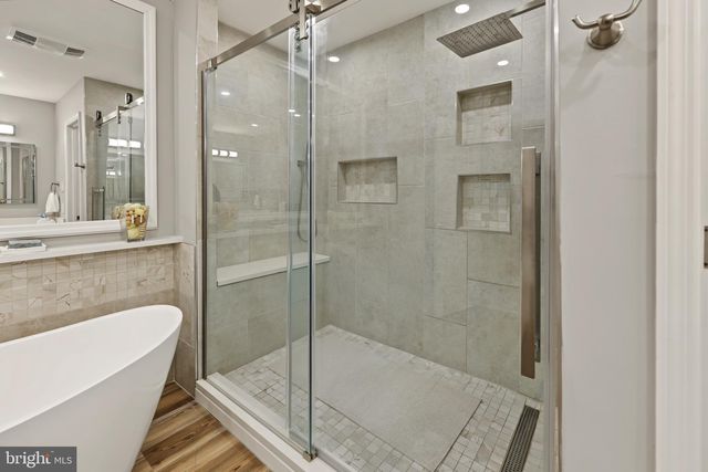 1409 CHANTICLEER DR, Cherry Hill, NJ 08003