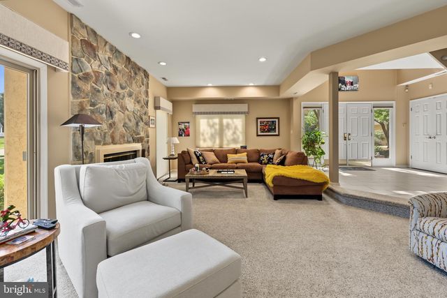 1409 CHANTICLEER DR, Cherry Hill, NJ 08003