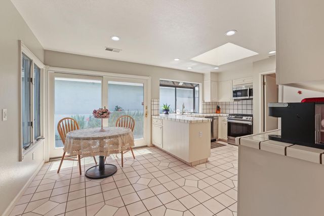 3668 Wood Duck Cir, Stockton, CA 95207