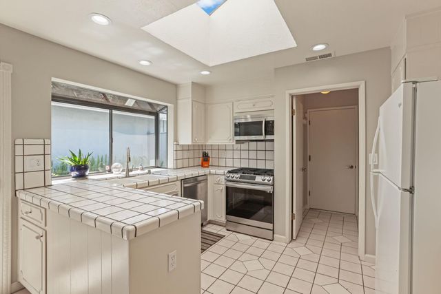 3668 Wood Duck Cir, Stockton, CA 95207
