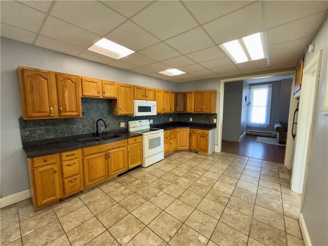 122 Lafayette Avenue, Geneva City, NY 14456