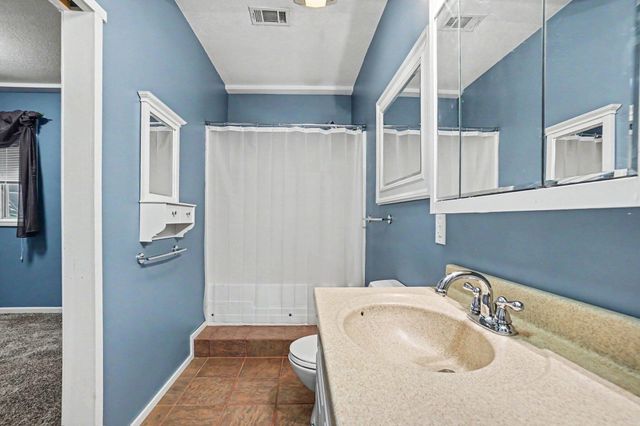 2000 Granada Court, Weidman, MI 48893
