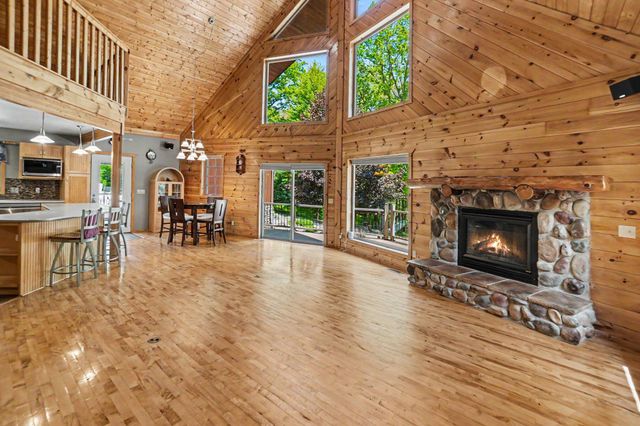 2000 Granada Court, Weidman, MI 48893
