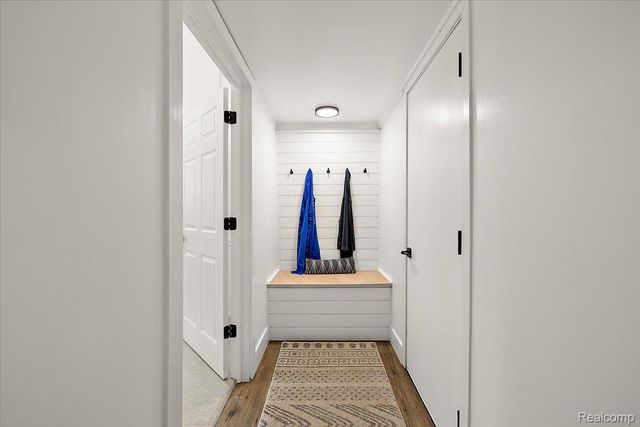 21625 Trombly Street, St. Clair Shores, MI 48080