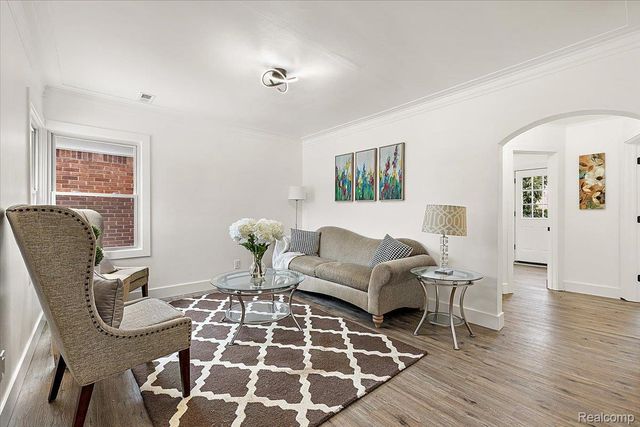 21625 Trombly Street, St. Clair Shores, MI 48080