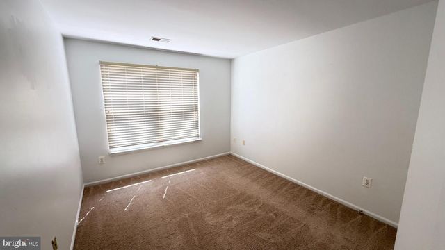 20965 KITTANNING LN, Ashburn, VA 20147