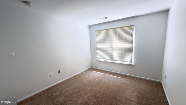 20965 KITTANNING LN, Ashburn, VA 20147
