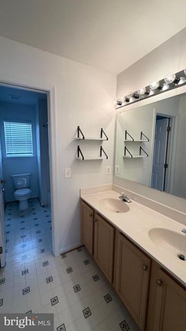 20965 KITTANNING LN, Ashburn, VA 20147