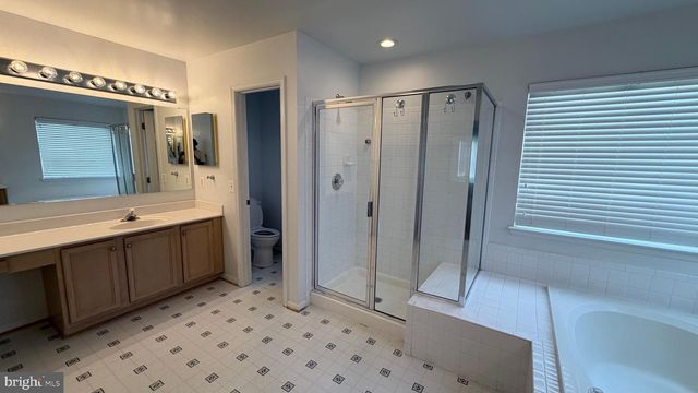 20965 KITTANNING LN, Ashburn, VA 20147