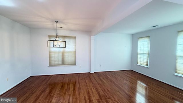 20965 KITTANNING LN, Ashburn, VA 20147