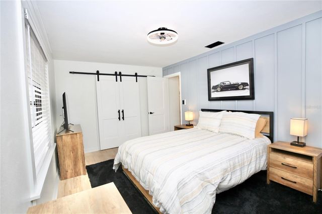 4304 S THATCHER AVENUE, Tampa, FL 33611