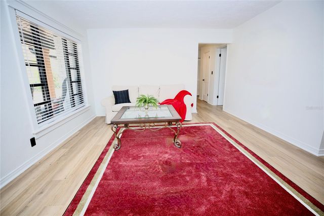 4304 S THATCHER AVENUE, Tampa, FL 33611