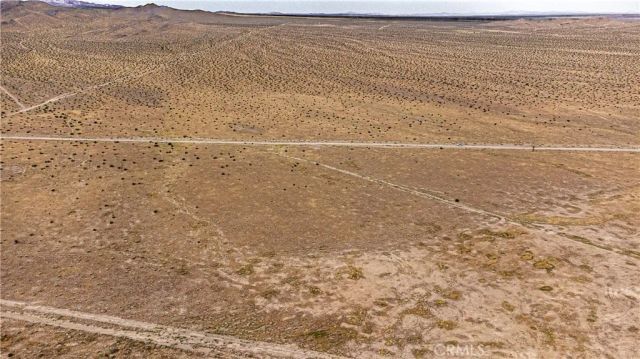 1 Colusa, Adelanto, CA 92301