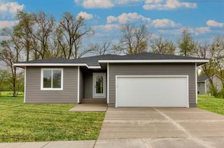 2384 Emma Avenue, Des Moines, IA 50321