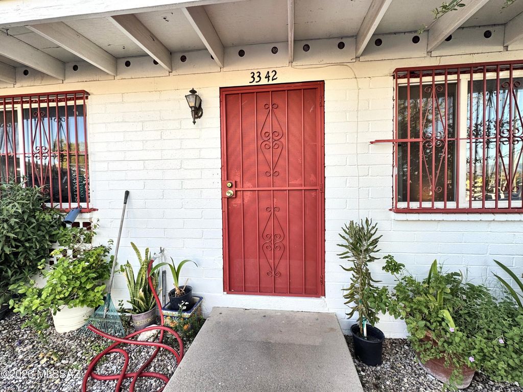 3342 S Lloyd Vista, Tucson, AZ 85713