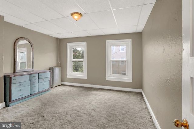 136 S QUEEN ST, York, PA 17403