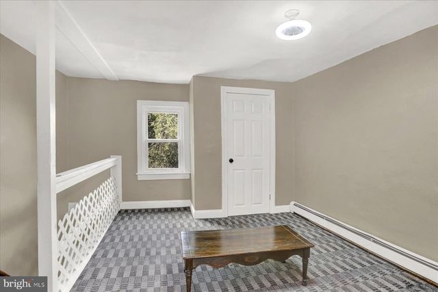 136 S QUEEN ST, York, PA 17403