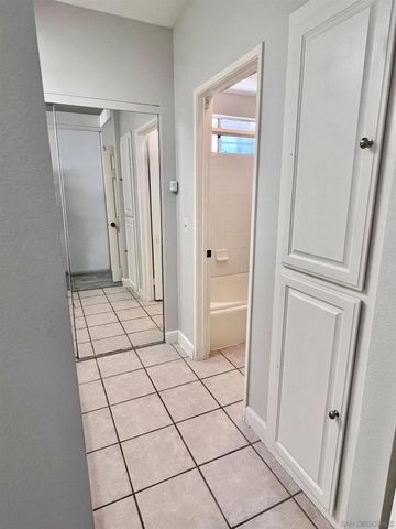 12168 Waverly Downs Ln, San Diego, CA 92128