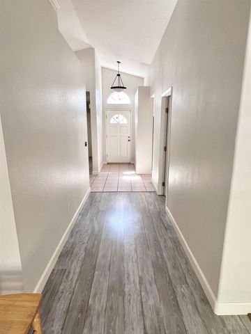 12168 Waverly Downs Ln, San Diego, CA 92128