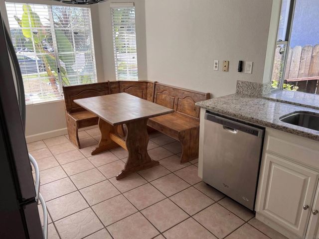 12168 Waverly Downs Ln, San Diego, CA 92128