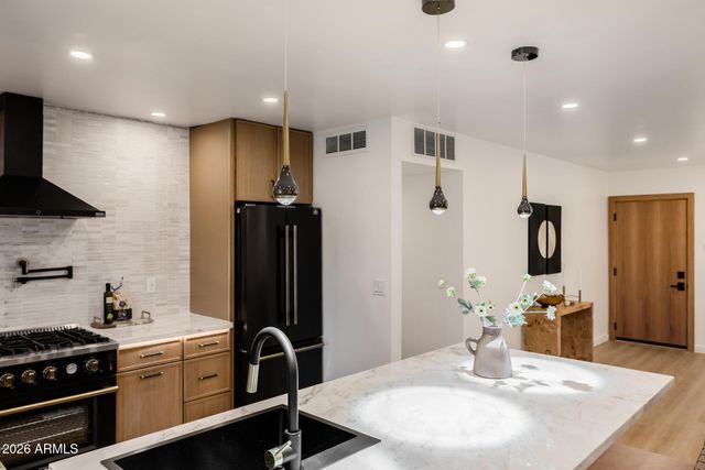 7539 E PALM Lane, Scottsdale, AZ 85257