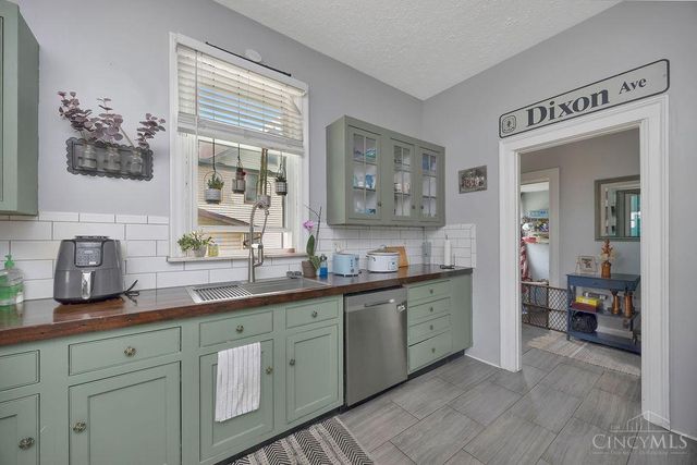 1017 Dayton Street, Hamilton, OH 45011