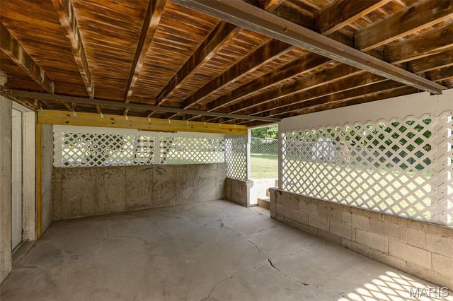 320 Fairview Avenue, Festus, MO 63028