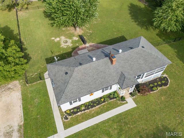 320 Fairview Avenue, Festus, MO 63028