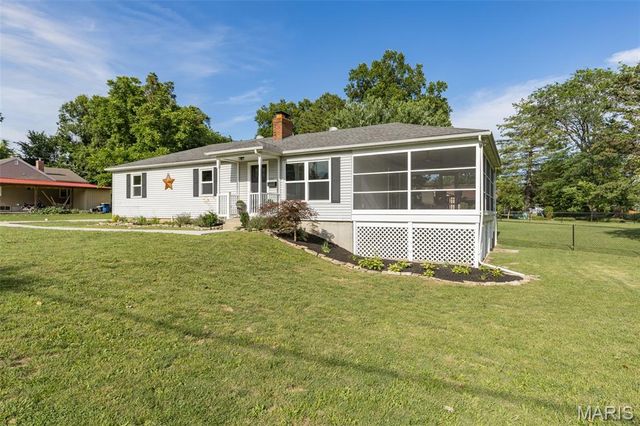 320 Fairview Avenue, Festus, MO 63028