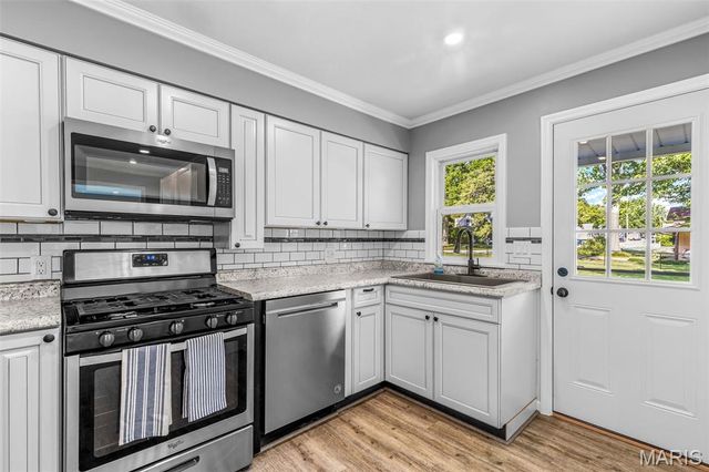 320 Fairview Avenue, Festus, MO 63028