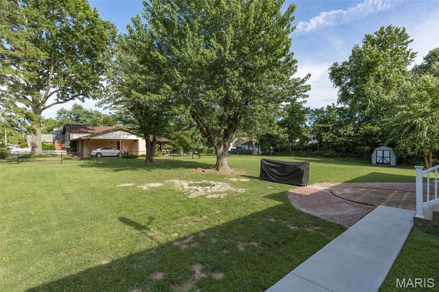 320 Fairview Avenue, Festus, MO 63028