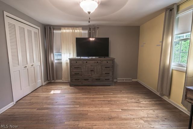 891 Brainard Road, Highland Heights, OH 44143