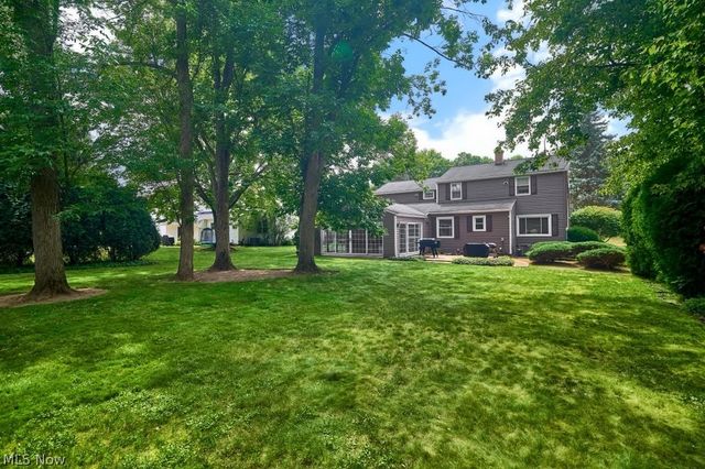 891 Brainard Road, Highland Heights, OH 44143