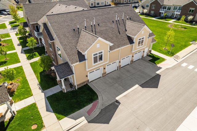 611 Woodland Drive, Dexter City, MI 48130