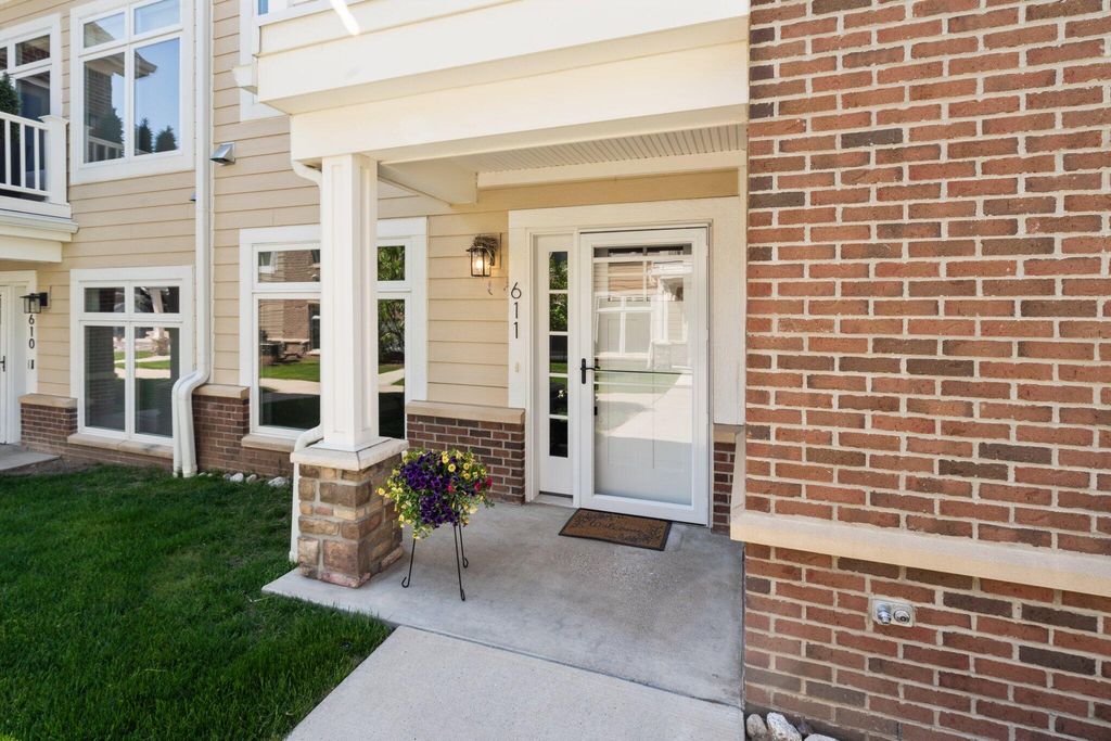 611 Woodland Drive, Dexter City, MI 48130