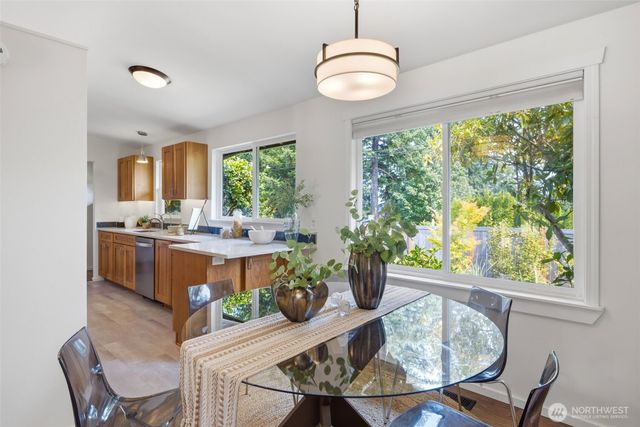 2411 156th Avenue SE, Bellevue, WA 98007