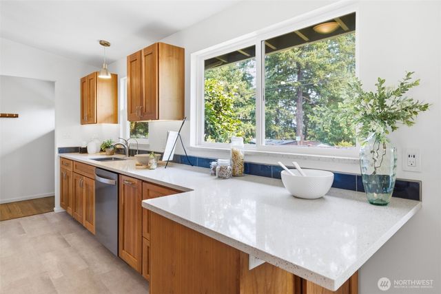 2411 156th Avenue SE, Bellevue, WA 98007