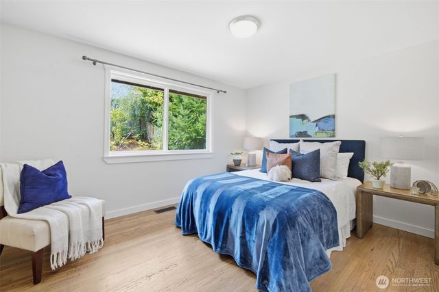 2411 156th Avenue SE, Bellevue, WA 98007