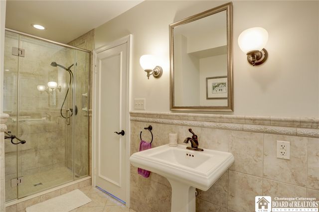 8 Ivy Lane, Busti, NY 14750