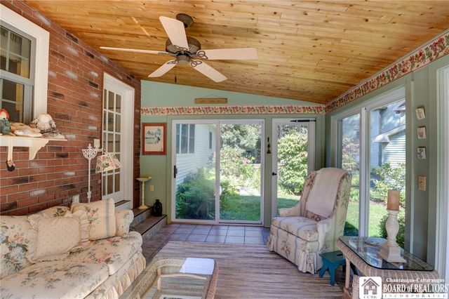 8 Ivy Lane, Busti, NY 14750